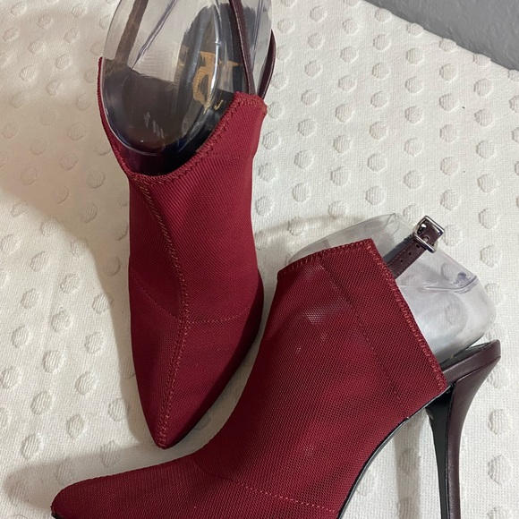 RARE!Vince Camuto Burgundy fabric slingback mule.SAMPLE Not on the retail market - Picture 9 of 16